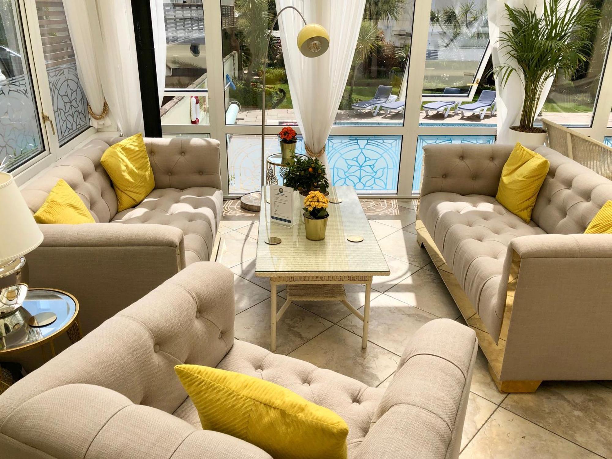 Riviera Lodge Hotel Torquay Dış mekan fotoğraf